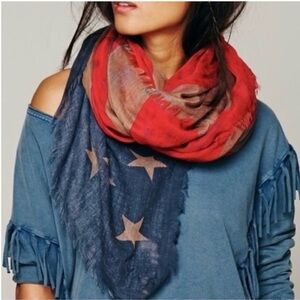 ✨3X Host Pick✨Free People vintage American Flag Scarf